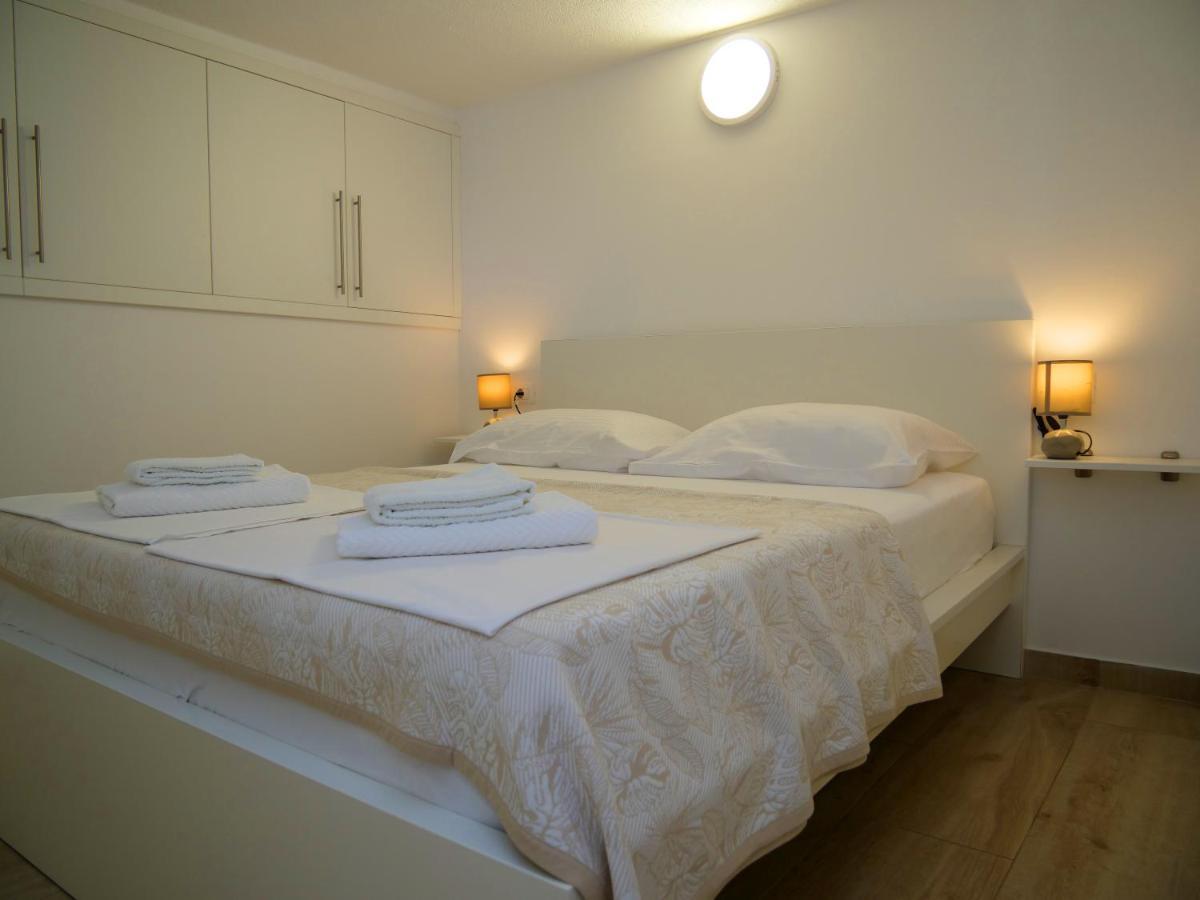 Apartmani Smilja Primošten Kültér fotó